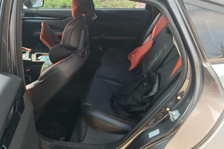 Used CHANGAN UNI-V 2022 1.5T Prestige Version Interior 4