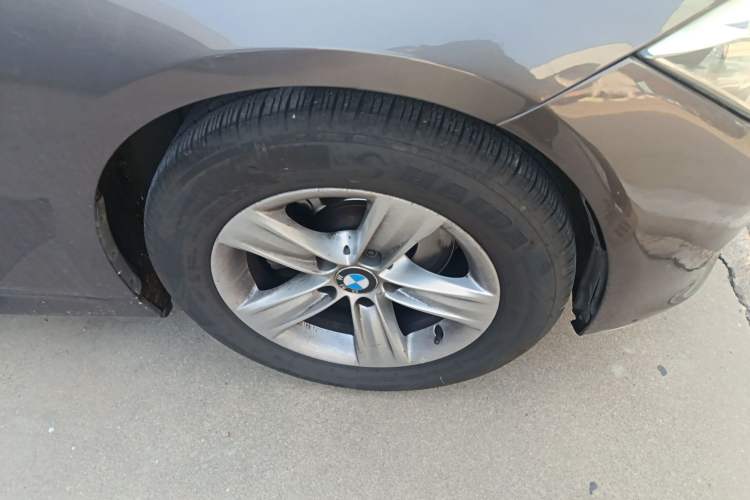 Used BMW 3 Series 2014 320i Active Edition
