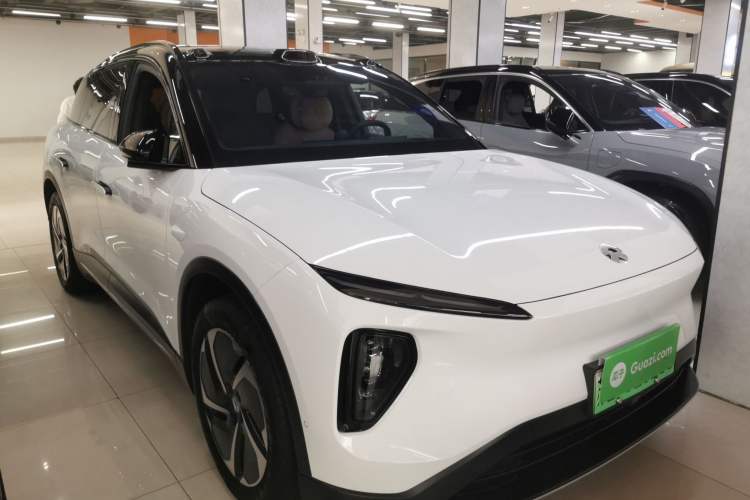 Used Nio ES6 2023 75 kWh Front Right 45 Deg