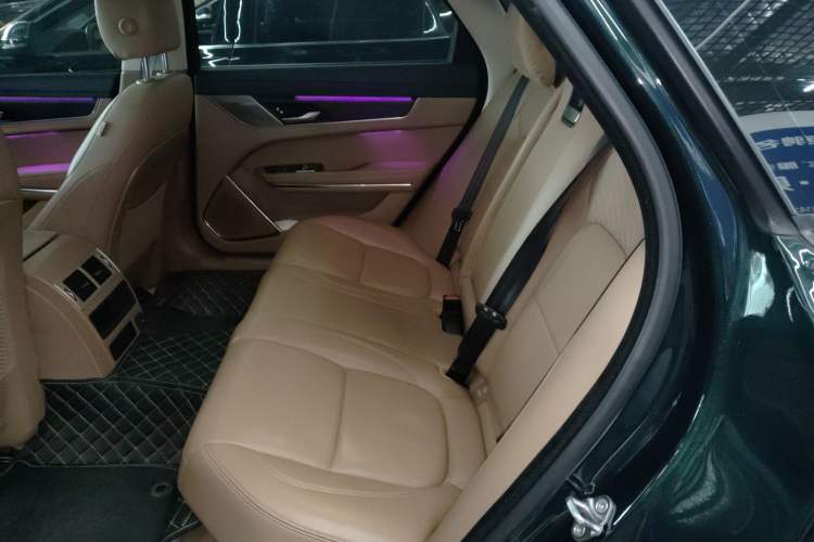 Used Jaguar XFL 2024 2.0T P250 Two-Wheel Drive Prestige Luxury Edition Left Rear Seat