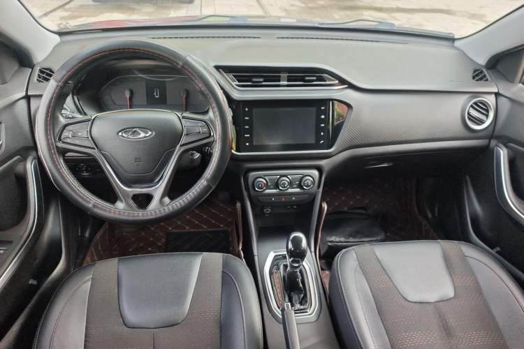 Used Chery Tiggo 3X 2018 1.5L Automatic Elite Edition Center Console