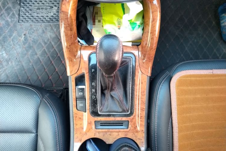 Used Changan CS75 2016 1.8T Automatic Elite Model China V Standard