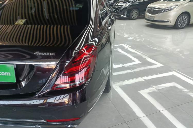 Used Mercedes-Benz S-Class 2019 S 320 L
