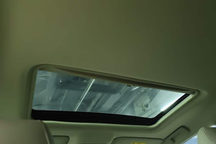 Used Buick GL8 2015 2.4L Luxury Business Premium Edition