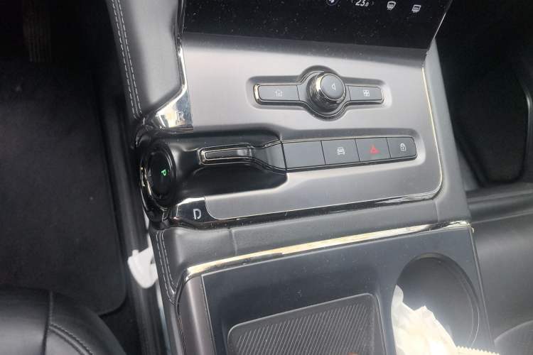 Used Nio ES6 2019 430KM First-Edition Commemorative Version Gear Lever