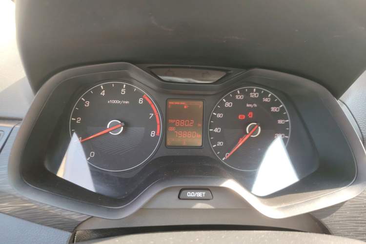 Used Baojun 310 2017 1.5L manual Comfort trim
