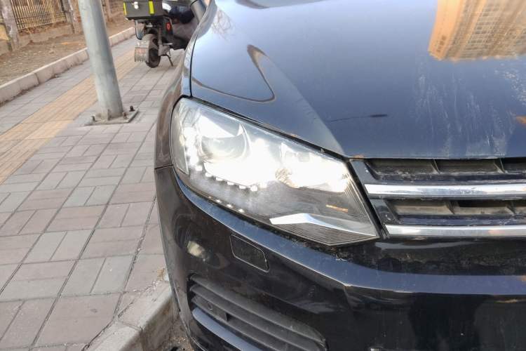 Used Volkswagen Touareg 2011 3.0 TSI High-End Version