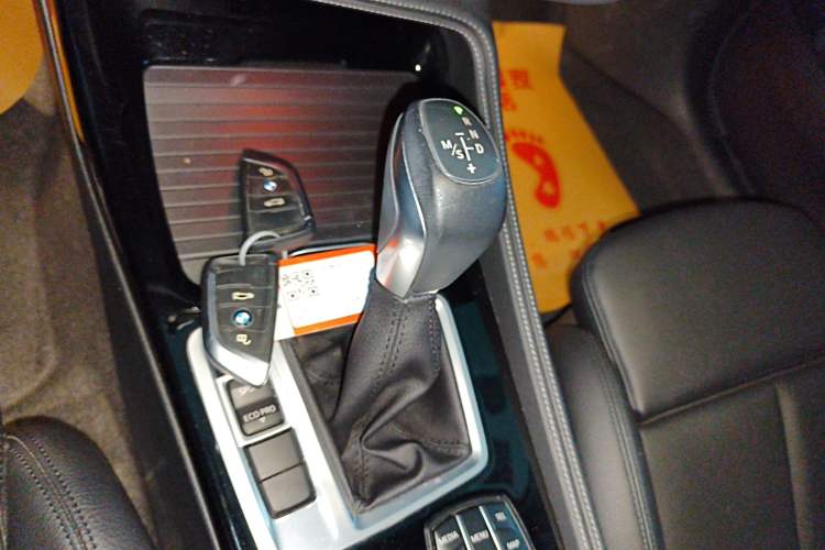 Used BMW 1 Series 2017 118i Design Package Model Gear Lever