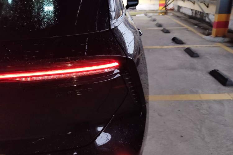 Used Venucia V DD-i 2023 110km iT Version
