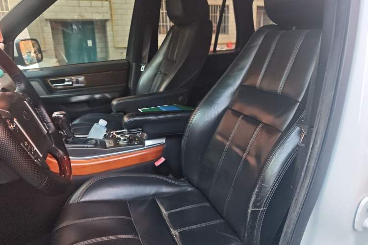 Used Land Rover Range Sport 2010 3.0 TDV6 HSE Diesel Edition Left Front Seat