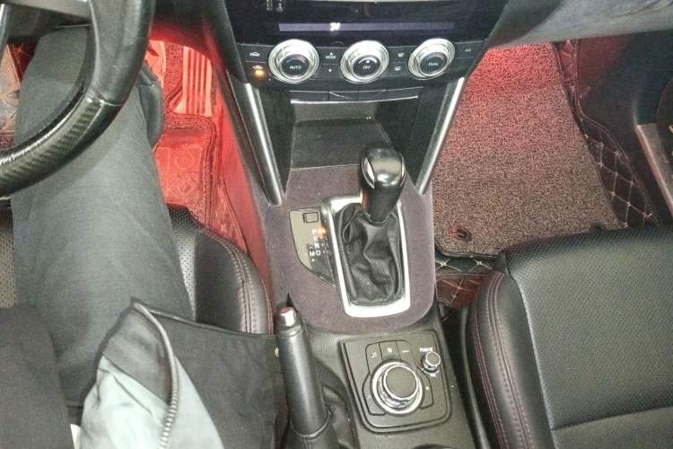 Used Mazda CX-5 2015 2.0L Automatic 2WD Comfort Edition Gear Lever