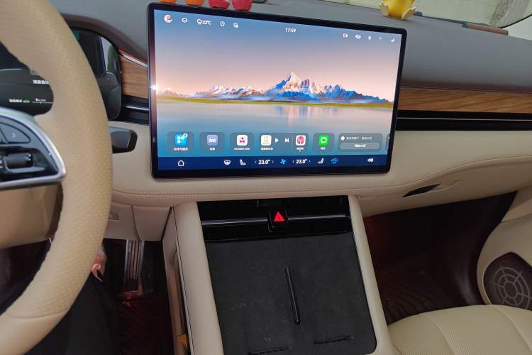 Used Hima AITO M7 2024 1.5T Intelligent Driving 4WD Max Edition 5 Seats Audio And AC Panel