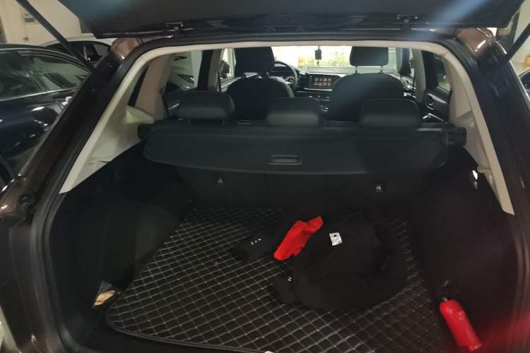 Used Volkswagen Tayron 2020 280TSI Two-Wheel Drive Luxury Connect Edition
