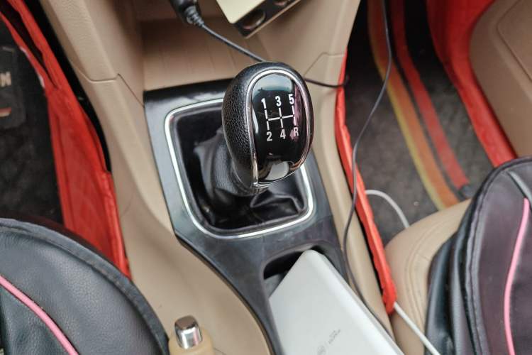 Used Baojun 730 2016 1.5L Manual Comfort Version 7 Seats China V Emission Standard
