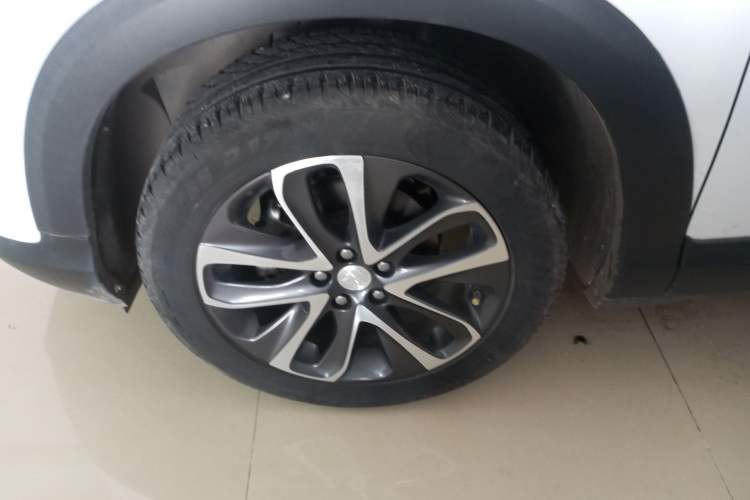 Used Buick Encore 2021 332T CVT Elite Edition Left Front Wheel Hub