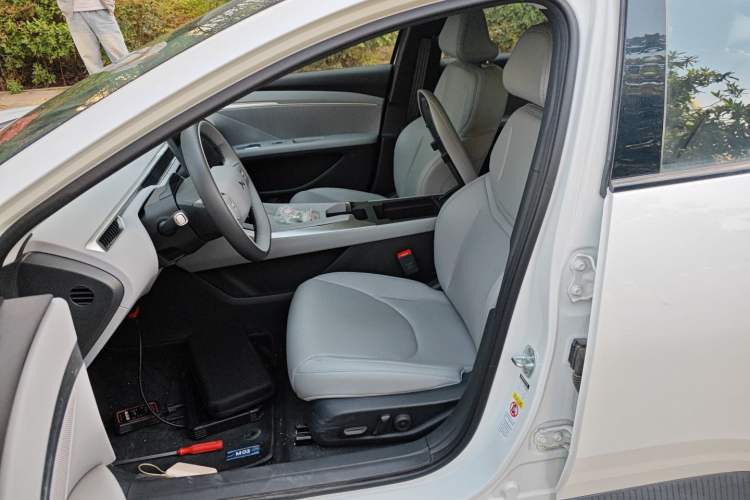 Used XPeng MONA M03 2025 600 with Ultra-Long Range Max
