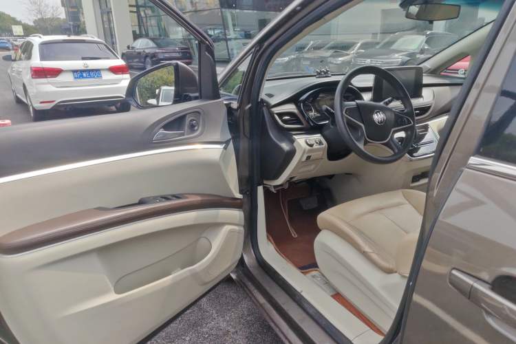 Used Buick GL8 2021 Land Cruiser Executive Class 652T Comfort Model Driver Seat