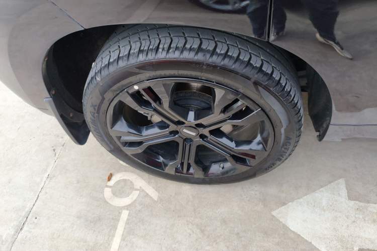 Used Wey VV7 2017 2.0T Flagship Model Right Rear Wheel Hub