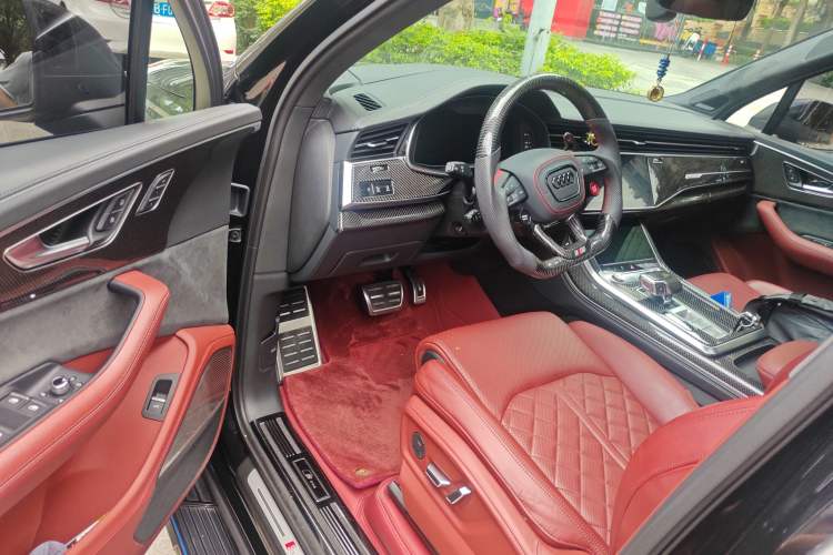 Used Audi SQ7 2024 4.0 TFSI Night Knight Edition Driver Seat