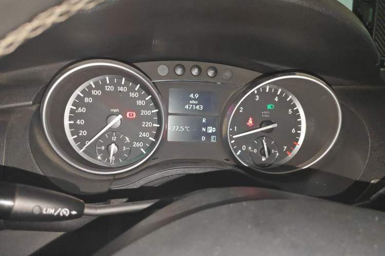 Used Mercedes-Benz R-Class 2014 R 320 4MATIC Business Model