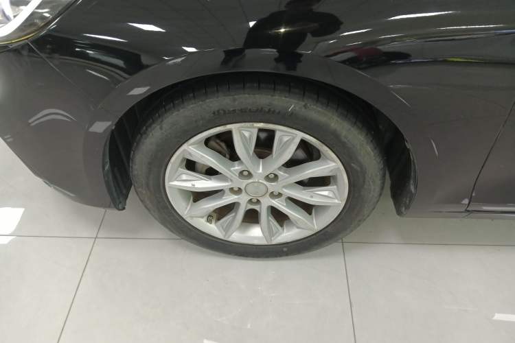 Used Hongqi H5 2018 30TD Dynamic Edition
