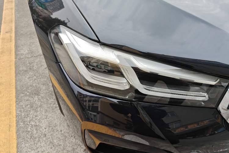 Used BMW 5 Series 2022 Second Facelift 530Li Luxury Version M Sport Package
