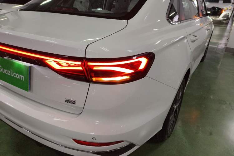 Used Geely Auto Emgrand 2026 Model 4th Generation 4 Millionth Anniversary Edition 1.5L CVT Feiyue Edition
