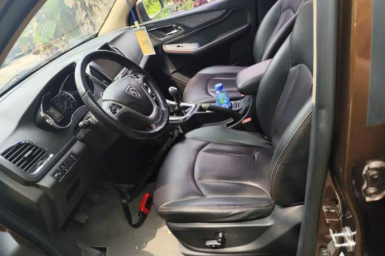 Used Baojun 560 2016 1.8L Manual Luxury Edition