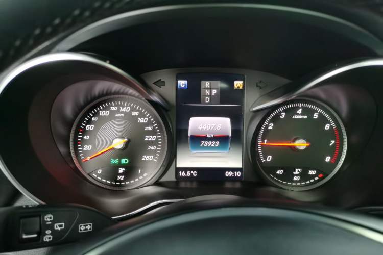 Used Mercedes-Benz GLC 2019 Facelift GLC 260 L 4MATIC Luxury Model Instrument Cluster