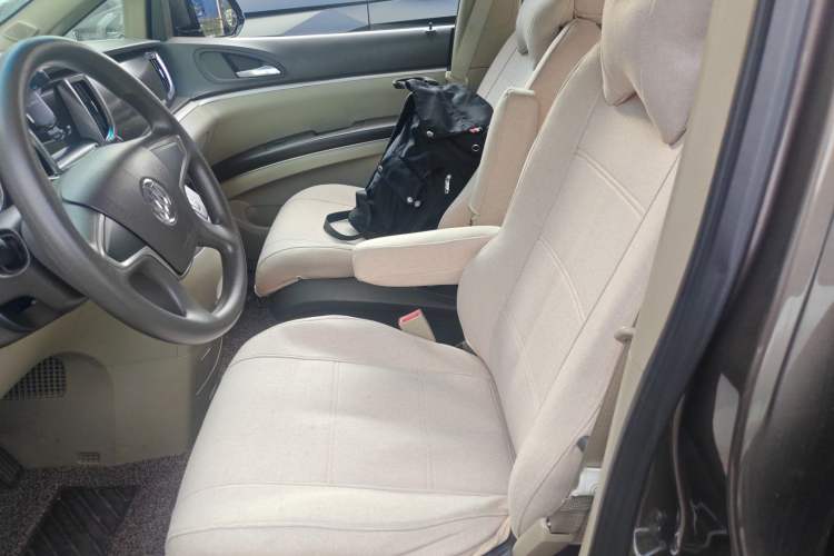 Used Buick GL8 2013 2.4L CT Luxury Business Comfort Edition
