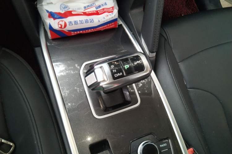 Used Haval H6 2019 Sport Edition 1.5T Automatic Two-Wheel Drive Elite Model China VI Gear Lever