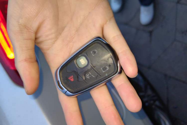 Used Cadillac XT5 2017 Anniversary Edition 28T Four-Wheel Drive Luxury Model