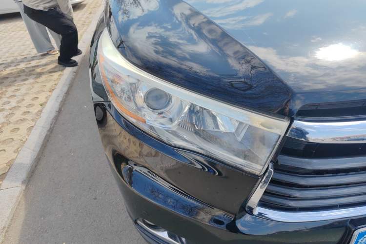 Used Toyota Highlander 2015 2.0T Four-Wheel Drive Luxury Edition 7-Seater
