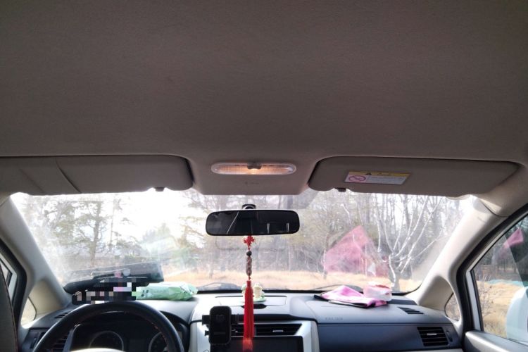 Used Venucia R50 2014 1.6L Manual Splendid Edition Headliner