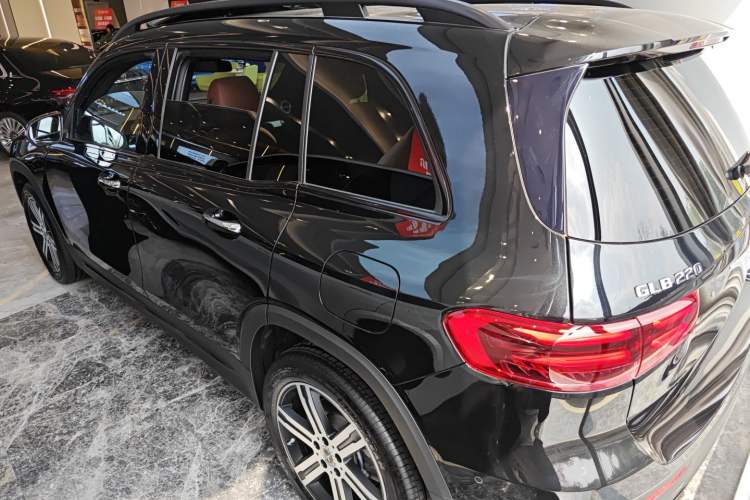 Used Mercedes-Benz GLB 2024 GLB 220 4MATIC