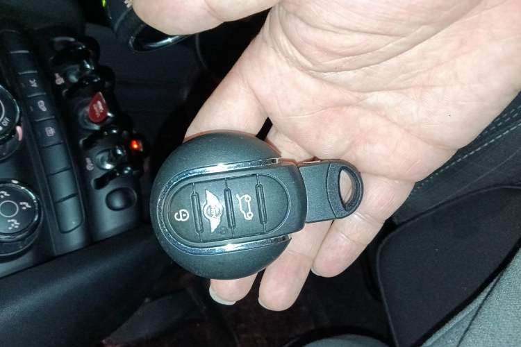 Used MINI 2016 1.5T COOPER Vehicle Key
