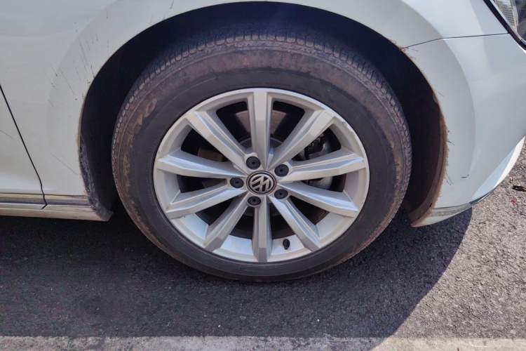 Used Volkswagen Magotan 2018 330TSI DSG Advanced Model
