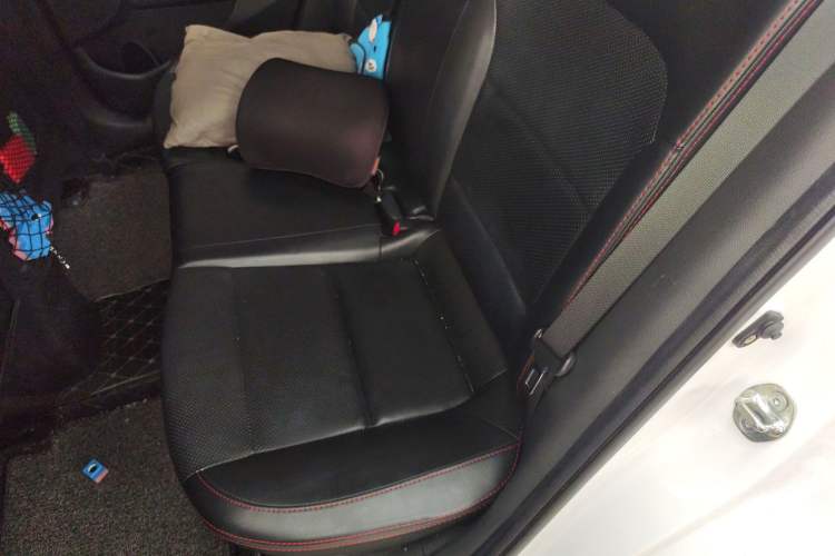 Used Hyundai Elantra (6th Generation / Lingdong) 2016 1.6L Automatic ZhiXuan – Elite Version