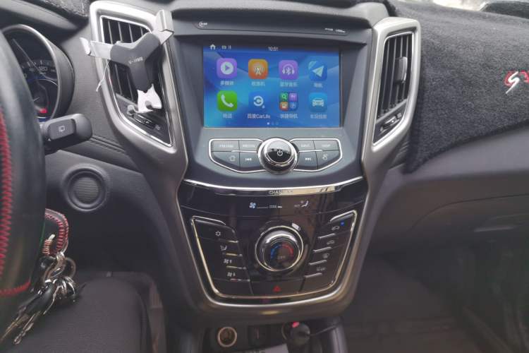 Used CHANGAN CS35 2017 1.6L Manual Luxury Model Audio And AC Panel