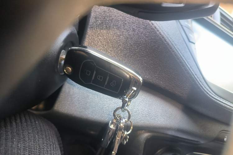 Used Ford Escort 2015 1.5L Automatic Fashion Model