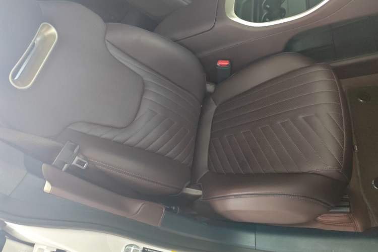 Used Avatr 11 2023 HarmonyOS Version Smart Enjoyment Upgrade Model 90-Degree Rear-Wheel Drive Edition