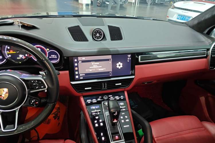 Used Porsche Cayenne E-Hybrid 2023 Cayenne E-Hybrid 2.0T Platinum Edition