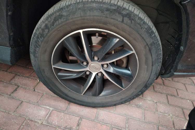 Used BYD S7 2015 1.5T Upgraded Manual Luxury Model
