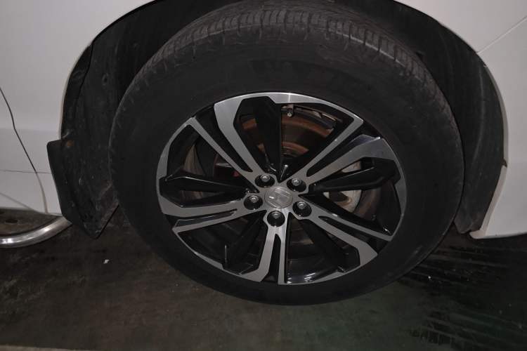 Used Honda UR-V 2017 370TURBO 2WD Prestige Edition China V Exterior 1