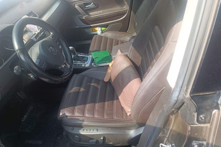 Used Volkswagen FAW-Volkswagen CC 2013 2.0 TSI Ultimate Model Left Front Seat