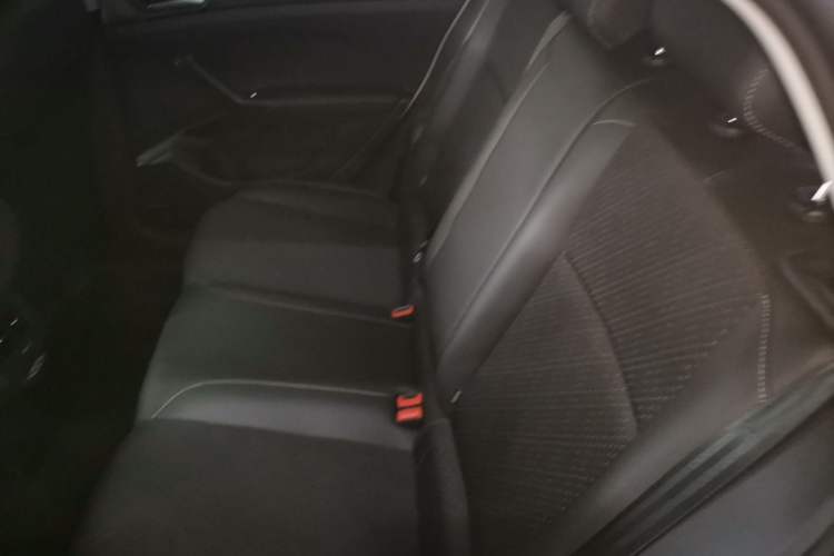 Used Volkswagen Tacqua 2021 1.5L Automatic Yue Zhi Lian Edition Left Rear Seat