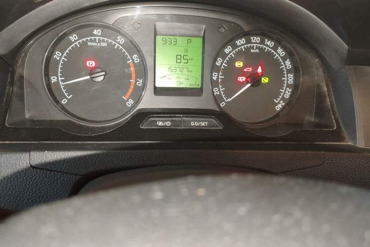 Used Skoda Rapid 2016 1.6L Automatic Chuanxing Edition Instrument Cluster