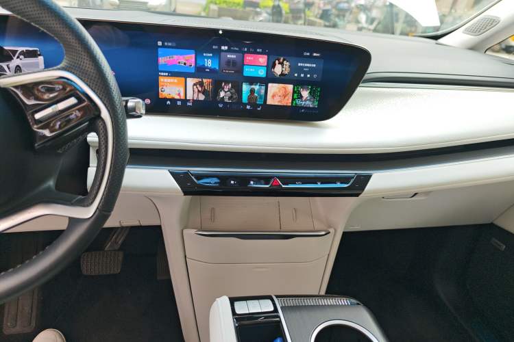 Used Buick GL8 New Energy 2024 Lu Zun Luxury Edition 7-Seater
