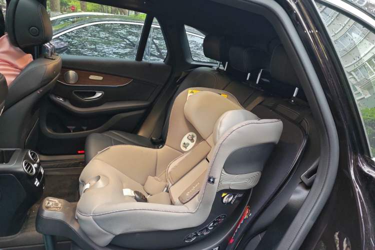 Used Mercedes-Benz GLC 2021 GLC 300 L 4MATIC Dynamic Model Left Rear Seat