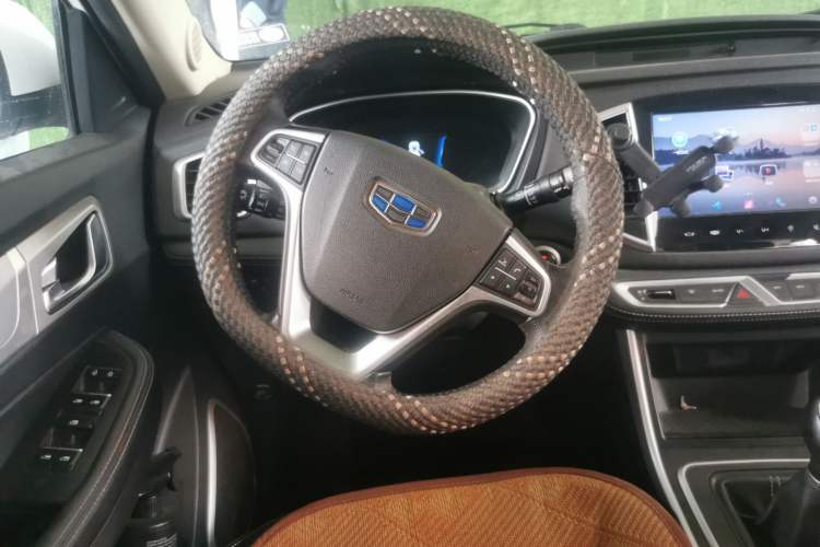 Used Geely Auto Vision X6 2018 1.8L Manual 4G Connect Luxury Edition Steering Wheel